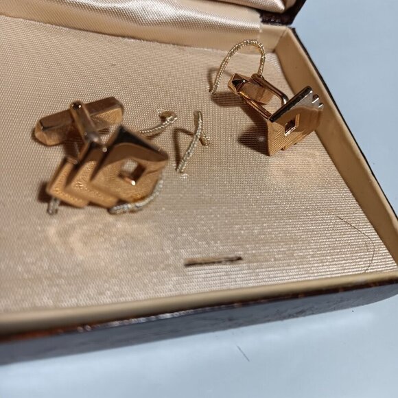 Vintage Swank Gold-Tone Cufflinks Set Original Brown Faux Leather Case - Picture 3 of 5